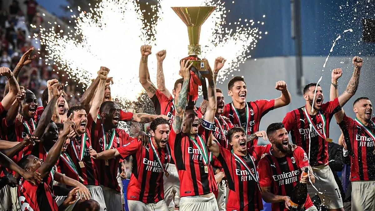 AC Milan với kỷ lục vô địch