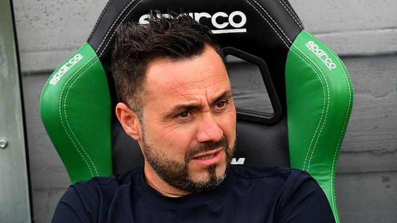 Huấn luyện viên Roberto De Zerbi của Sassuolo