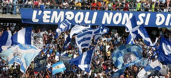 Người hâm mộ Empoli FC tại sân vận động